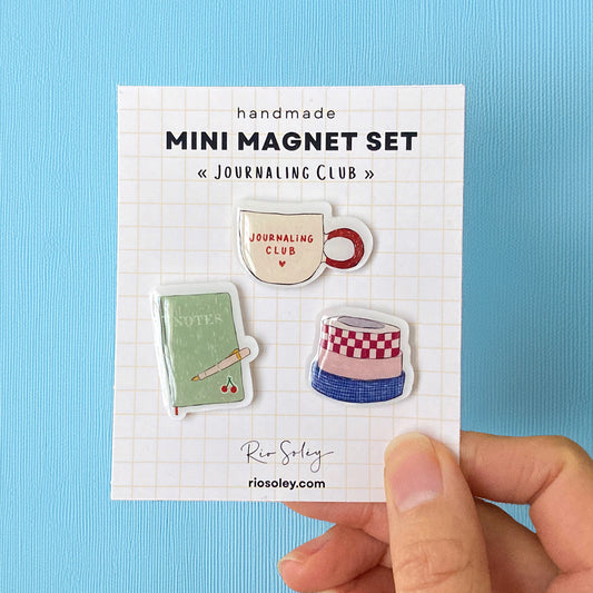 Trio de mini-aimants faits main – Souvenirs de Paris (Tour Eiffel, Panneau de rue Parisien et Macarons)